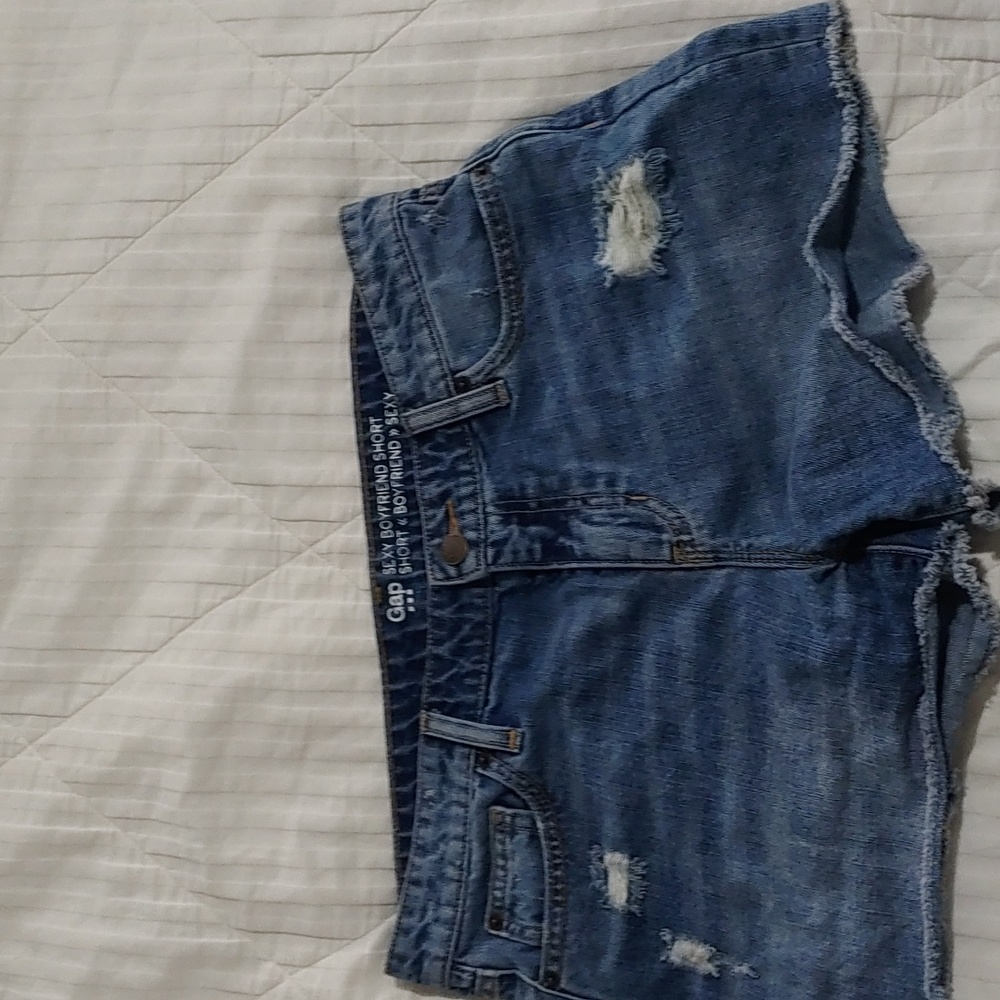 Gap sexy bf shorts